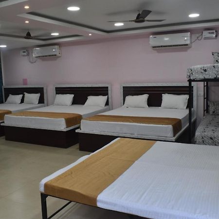 Midwaay Resort Patratu Екстер'єр фото